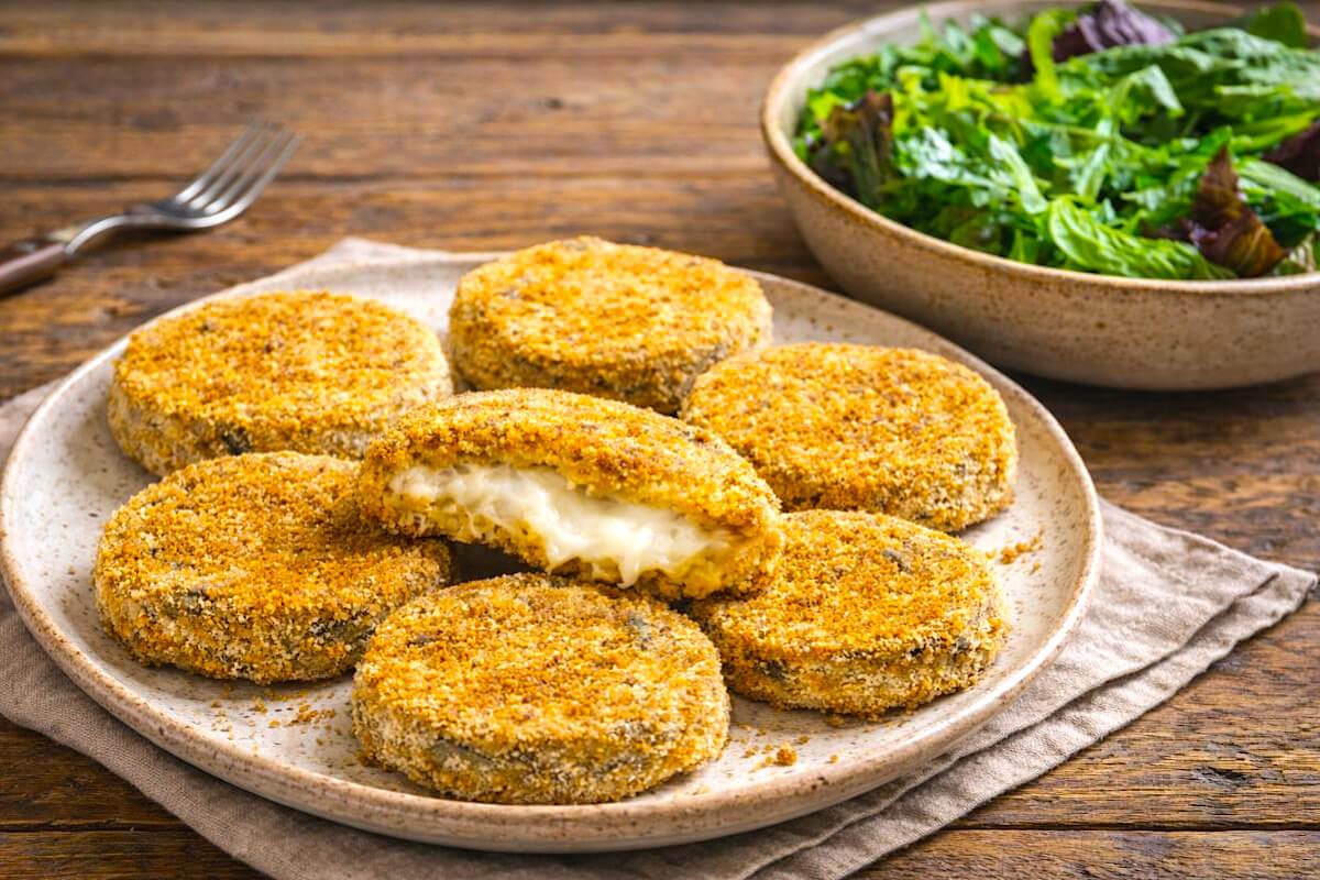 Polpette o hamburger? Nel dubbio fatele: con melanzane e cuore filante (ricetta Bimby facilissima)