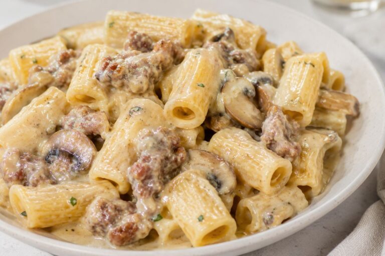Mezze maniche con salsiccia e funghi con il Bimby