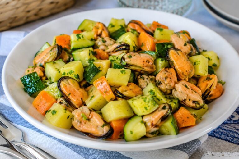 Insalata di cozze, patate e verdure con il Bimby