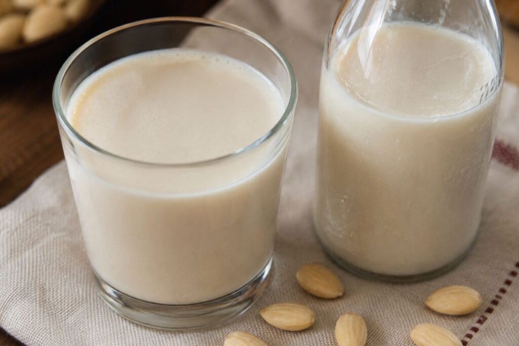 Latte di mandorla con il Bimby