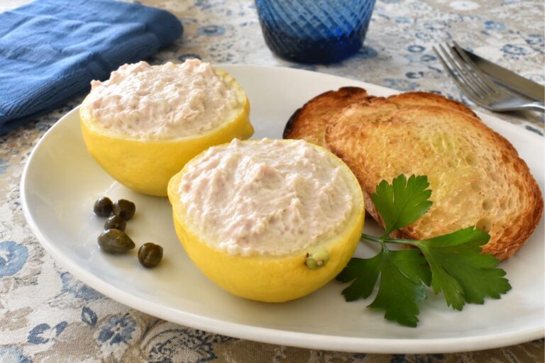 Limoni ripieni con crema di tonno e ricotta con il Bimby